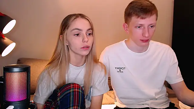 juliaanddima online show from 18, 11, 2025