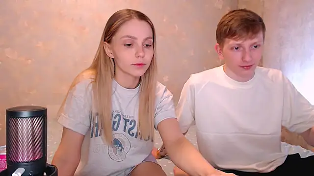 Snapshot of juliaanddima chatting on 20, 2, 2026 juliaanddima online show from 20, 2, 2026