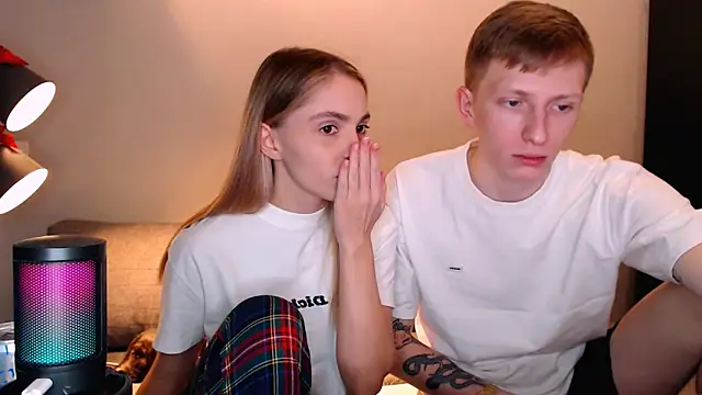 juliaanddima online show from 15, 11, 2025