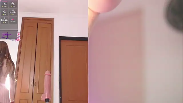 caroline adams  online show from 22, 10, 2025