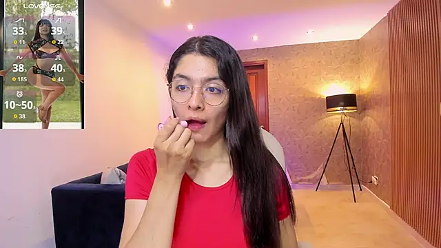 Snapshot of miiaa_evans chatting on 10, 11, 2025 miiaa evans online show from 10, 11, 2025