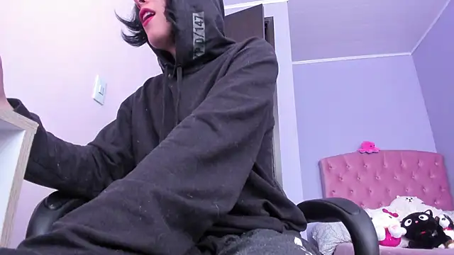 Room312  online show from 25, 1, 2025