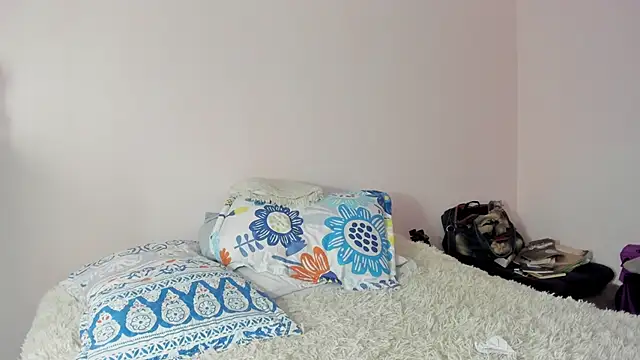 Room312  online show from 10, 10, 2025