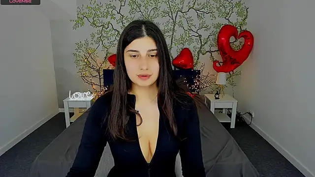 Linda EX online show from 27, 2, 2025