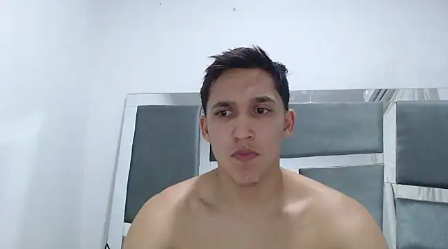 Snapshot of angel_sensual95 chatting on 31, 12, 2024 angel sensual95 online show from 31, 12, 2024