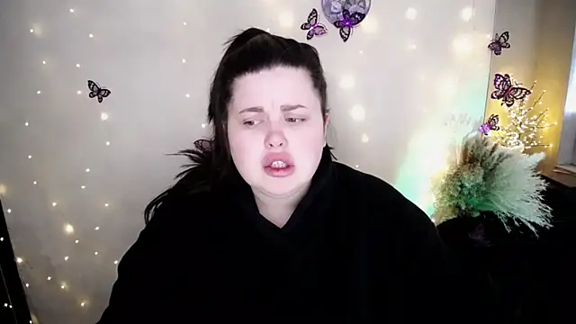 Emily Mo online show from 10, 2, 2026