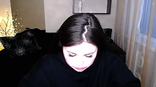 Emily Mo online show from 18, 3, 2025