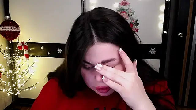 Emily Mo online show from 3, 12, 2025