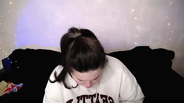 Emily Mo online show from 1, 3, 2026