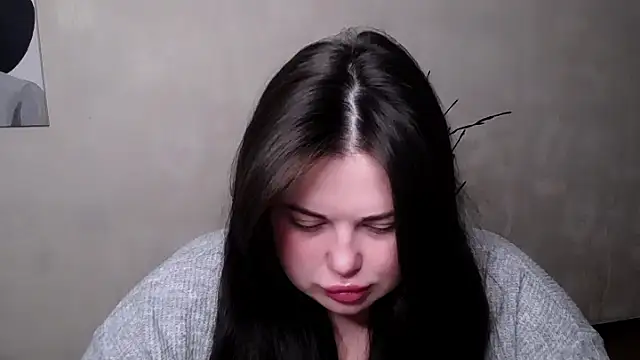 Emily Mo online show from 1, 10, 2025