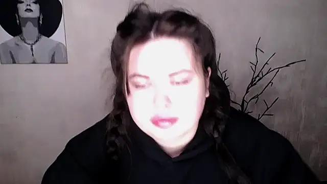 Emily Mo online show from 2, 10, 2025