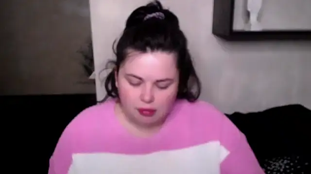 Emily Mo online show from 12, 10, 2025