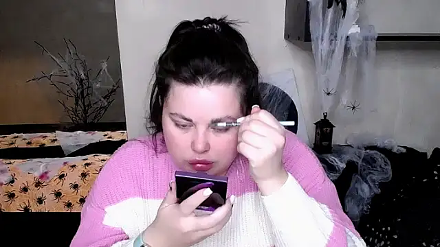 Emily Mo online show from 31, 10, 2025