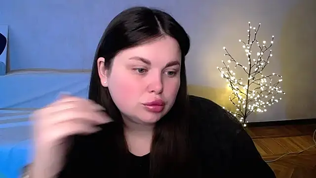 Emily Mo online show from 5, 6, 2026