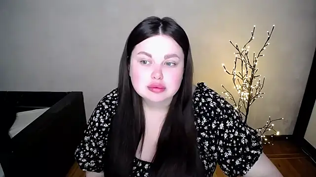 Emily Mo online show from 10, 5, 2026