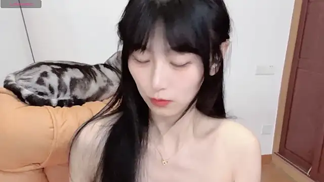 4uoki online show from 19, 10, 2025