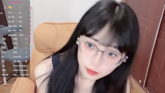 4uoki online show from 25, 7, 2026