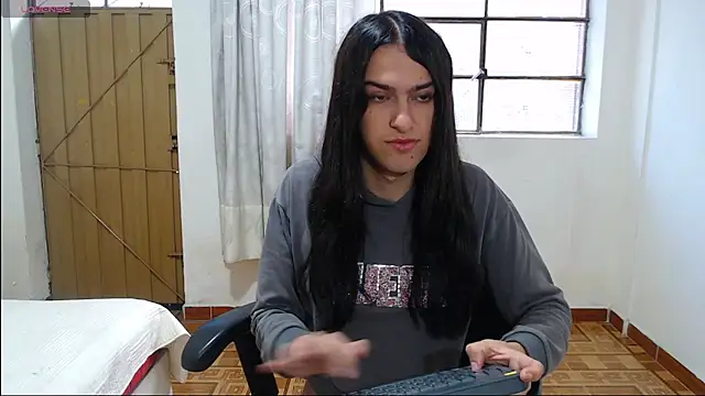 sweet1Girl online show from 9, 2, 2026