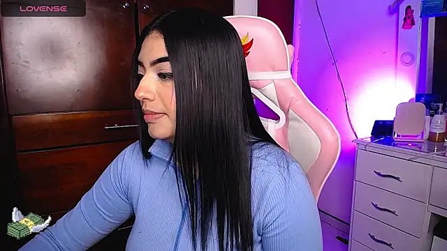 eva six online show from 5, 2, 2025