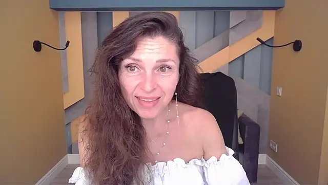 EllaLong online show from 16, 6, 2026