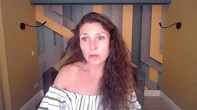 EllaLong online show from 7, 7, 2026
