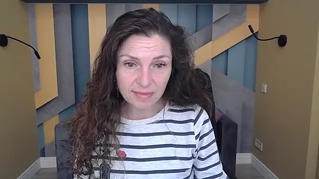 EllaLong online show from 30, 10, 2025