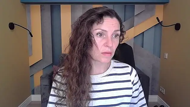 EllaLong online show from 15, 10, 2025