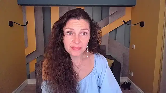 EllaLong online show from 27, 5, 2026