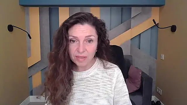 EllaLong online show from 12, 10, 2025