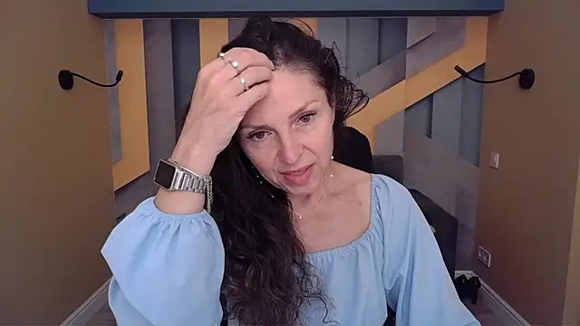 EllaLong online show from 14, 6, 2026