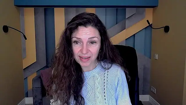 EllaLong online show from 17, 10, 2025