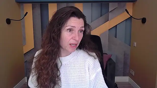 EllaLong online show from 10, 11, 2025