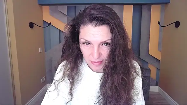 EllaLong online show from 11, 2, 2026