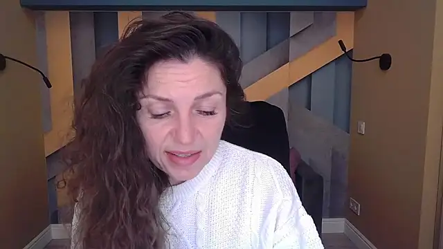 EllaLong online show from 4, 11, 2025