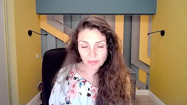 EllaLong online show from 13, 2, 2025