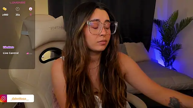 Snapshot of dakottaa_ chatting on 17, 1, 2026 dakottaa online show from 17, 1, 2026