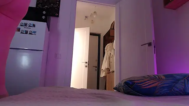 Karolina love  online show from 27, 11, 2025