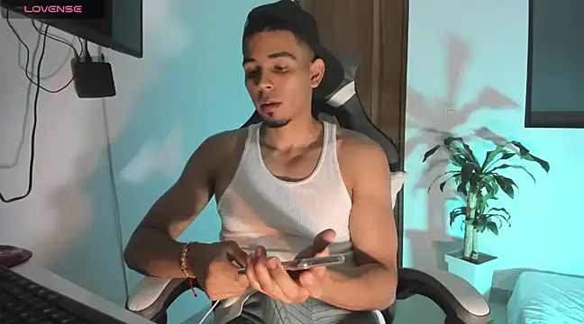 Snapshot of joss_111 chatting on 14, 3, 2025 joss 111 online show from 14, 3, 2025