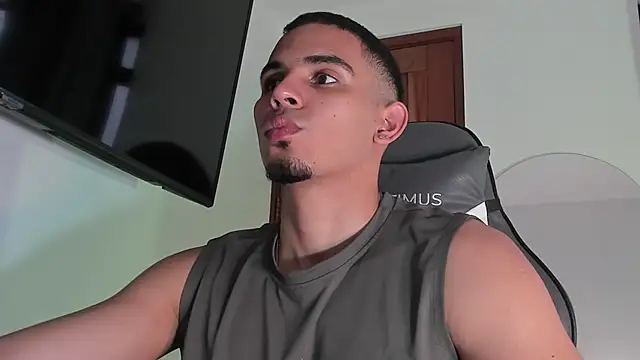 Snapshot of joss_111 chatting on 4, 11, 2025 joss 111 online show from 4, 11, 2025