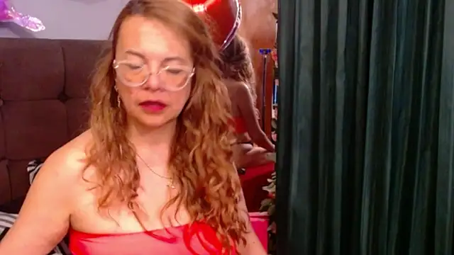 Snapshot of RubyWatson50 chatting on 13, 11, 2025 RubyWatson50 online show from 13, 11, 2025