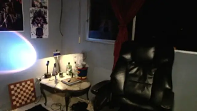 DanelyLopez online show from 8, 11, 2025