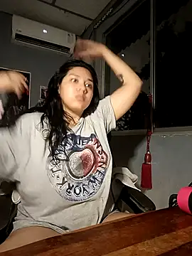 Snapshot of DanelyLopez chatting on 21, 2, 2026 DanelyLopez online show from 21, 2, 2026