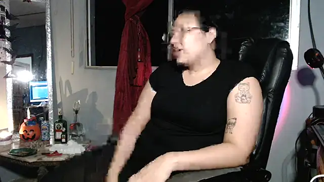 DanelyLopez online show from 9, 10, 2025