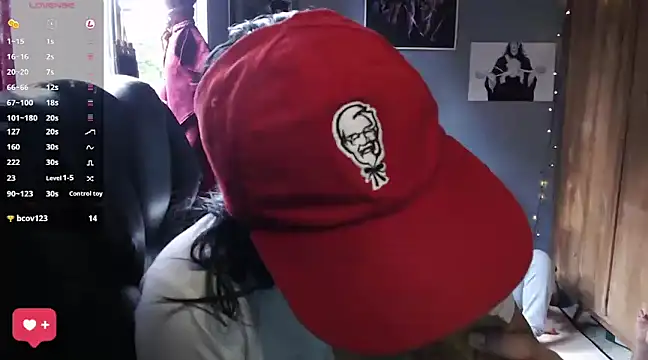 DanelyLopez online show from 28, 2, 2025