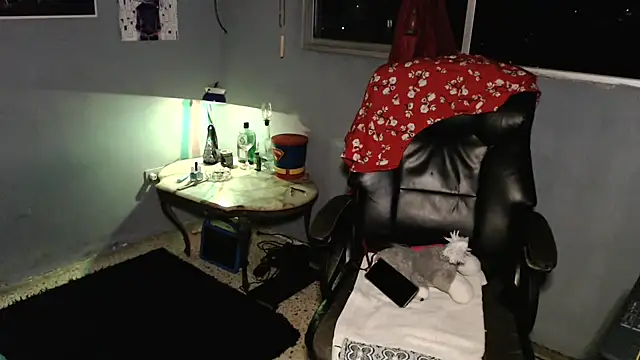 DanelyLopez online show from 11, 11, 2025