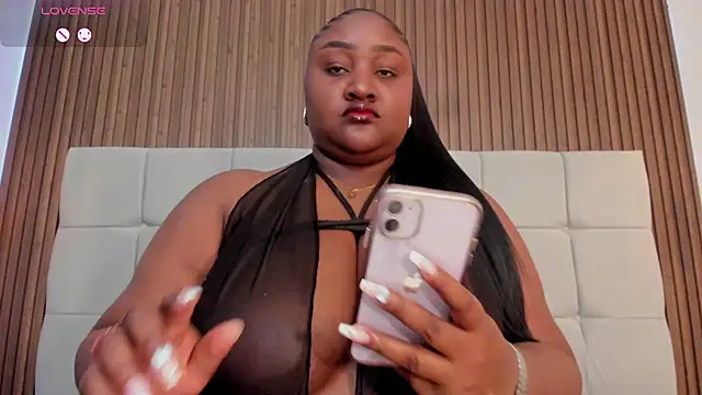 Saravy Blandon online show from 7, 10, 2025