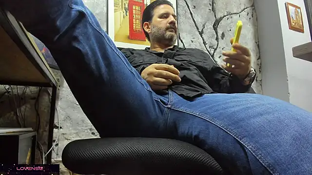 Maxi TheBigDaddy online show from 17, 12, 2025