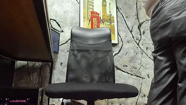 Maxi TheBigDaddy online show from 2, 12, 2025