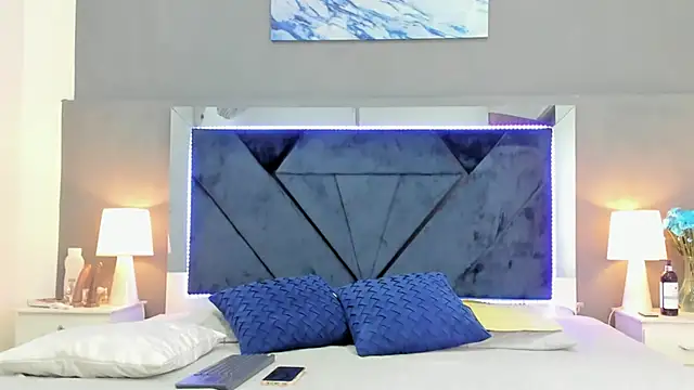 Lauralove 69 online show from 22, 9, 2025