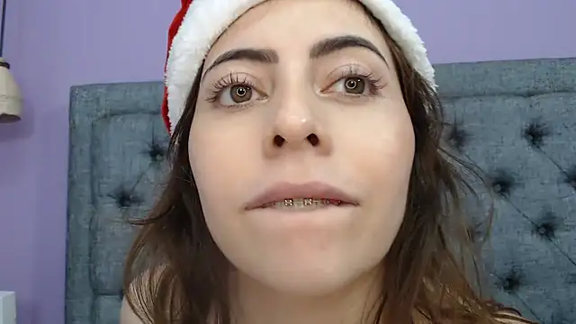 LilaSuni online show from 23, 12, 2024